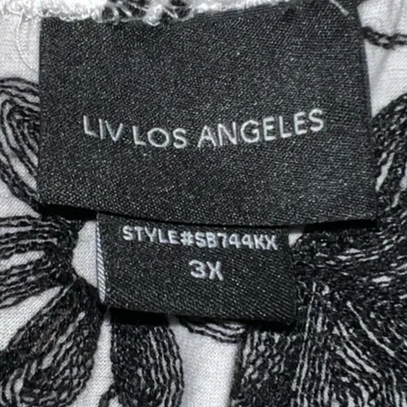 Liv Los Angeles Womens Tunic, White with Black Floral Embroidery, Plus Size 3X - Picture 3 of 7